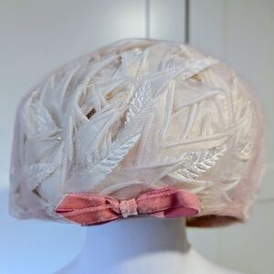 Vintage 1950's Mesh Feather Look Hat Fascinator Wedding Hat Bubblegum Pink